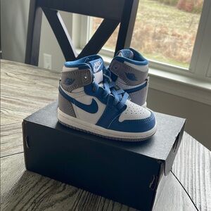 Jordan 1 Retro High Nike True Blue